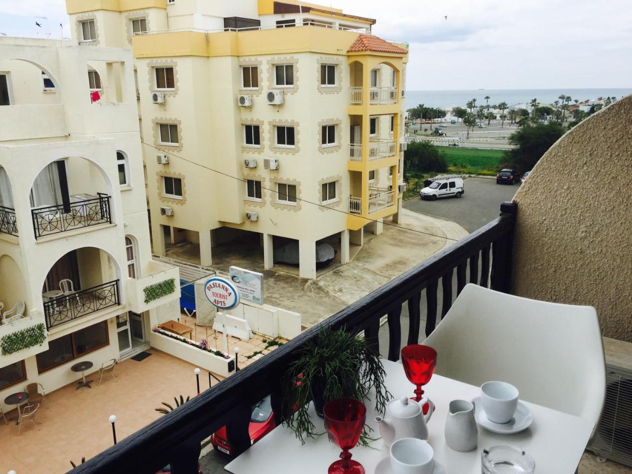 Pasithea Holiday Apartments Larnaca Eksteriør billede